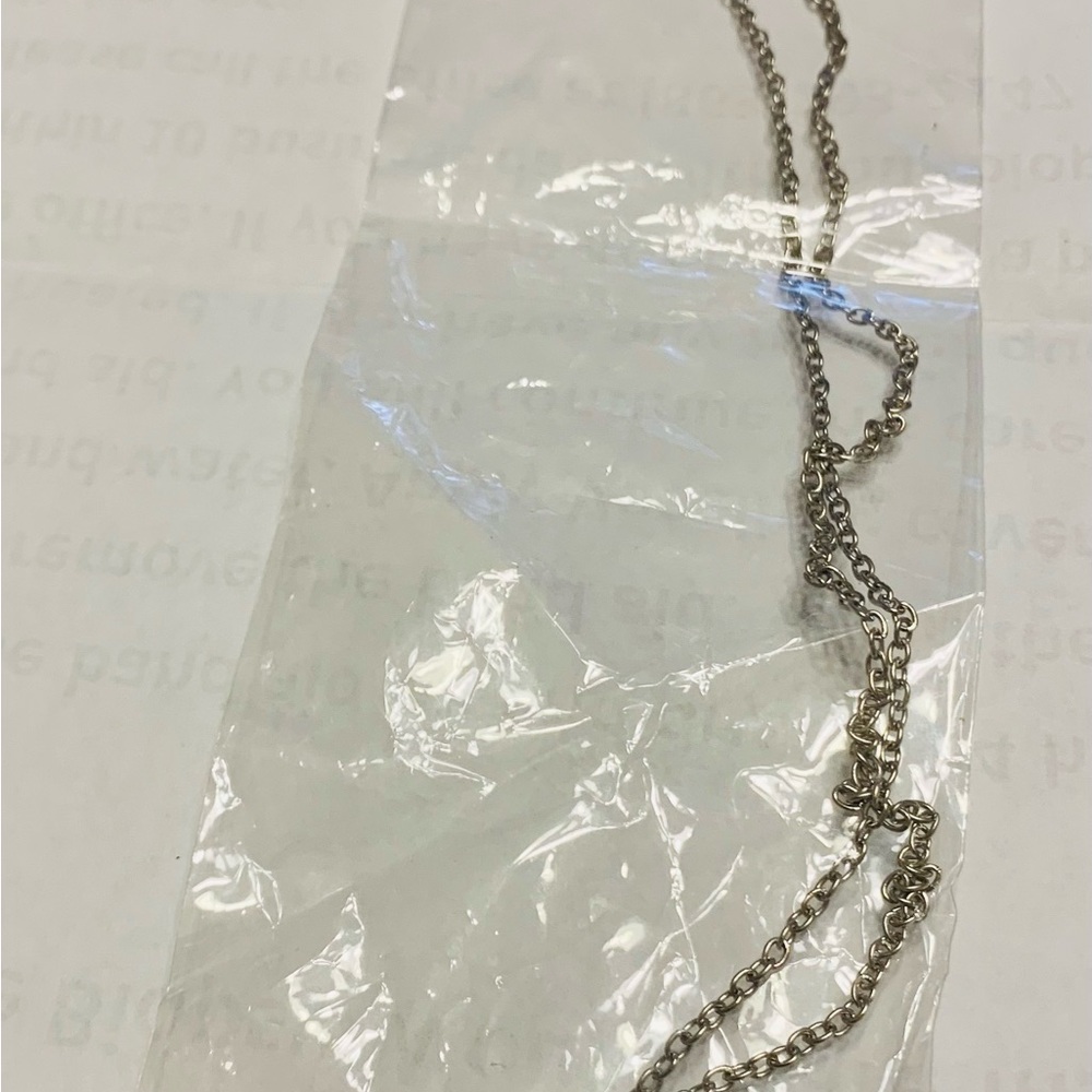 PINEAPPLE HAWAII 3D PINEAPPLE PENDANT CHAIN NECKLACE SILVERTONE NIB - Picture 4 of 8